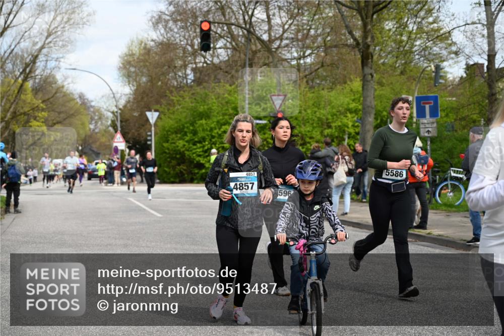 12.04.2026 - 45. Internationalen Wilhelmsburger Insellauf J. Mangold http://msf.ph/oto/9513487 12.04.2026 13:09:04 Ziel 2560, 5229, 2077, 2923, 4652, 2260, 3261, 5324, 3406, 3359, 2981, 5712, 3791, 4453, 4204, 4611, 2440, 2011, 5783, 4973, 4771, 5586, 5596, 5586, 5596, 4777, 5641, 5631, 4318, 4911, 4857, 3076, 5682, 5611, 5611, 5108, 4288, 5190, 3121, 2337, 3056, 2688, 4776, 2689, 5095, 3571, 5760, 3019, 3440 meine-sportfotos.de