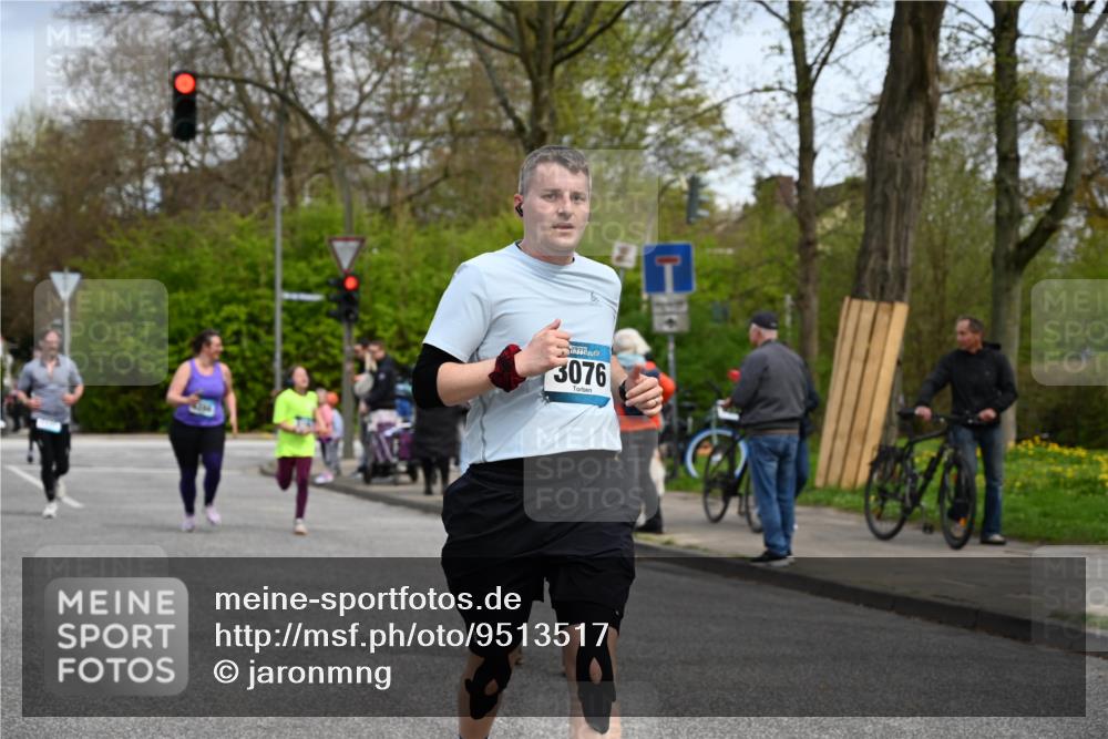 12.04.2026 - 45. Internationalen Wilhelmsburger Insellauf J. Mangold http://msf.ph/oto/9513517 12.04.2026 13:09:14 Ziel 3406, 3359, 2981, 5712, 3791, 4453, 4204, 4611, 2440, 2011, 5783, 4973, 4771, 5586, 5596, 4777, 5641, 5631, 4318, 4911, 4857, 3076, 5682, 3076, 5682, 5611, 5108, 4288, 5190, 3121, 2337, 3056, 2688, 4776, 2689, 5095, 3571, 3571, 5760, 3019, 3440, 5761, 4335, 3807, 4794 meine-sportfotos.de