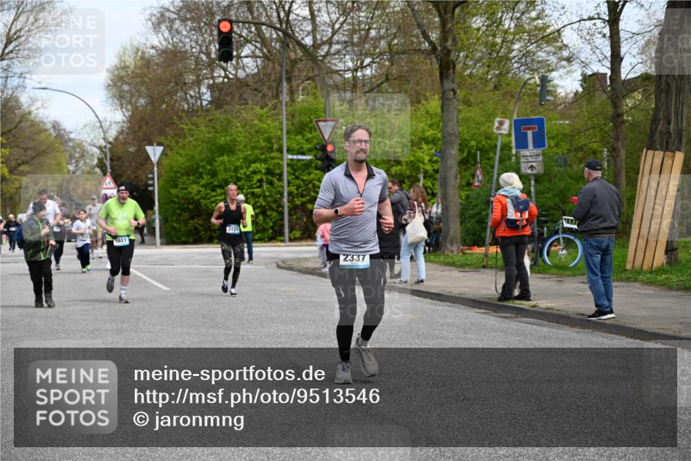 12.04.2026 - 45. Internationalen Wilhelmsburger Insellauf J. Mangold http://msf.ph/oto/9513546 12.04.2026 13:09:18 Ziel 4611, 2440, 2011, 5783, 4973, 4771, 5586, 5596, 4777, 5641, 5631, 4318, 4911, 4857, 3076, 5682, 5611, 5108, 4288, 5190, 3121, 2337, 3056, 2688, 4776, 2689, 5095, 3571, 5760, 3019, 3440, 5761, 4335, 4335, 3807, 4794, 2687, 5090, 5256, 4419, 5454, 5624, 5005 meine-sportfotos.de