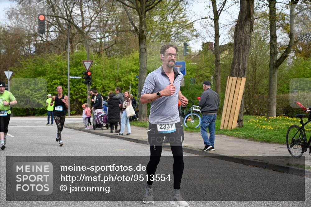 12.04.2026 - 45. Internationalen Wilhelmsburger Insellauf J. Mangold http://msf.ph/oto/9513554 12.04.2026 13:09:19 Ziel 4611, 2440, 2011, 5783, 4973, 4771, 5586, 5596, 4777, 5641, 5631, 4318, 4911, 4857, 3076, 5682, 5611, 5108, 4288, 5190, 3121, 4288, 5190, 3121, 2337, 3056, 2688, 4776, 2689, 5095, 3571, 5760, 3019, 3440, 5761, 4335, 3807, 4794, 2687, 5090, 5256, 4419, 5454, 5624, 5005 meine-sportfotos.de
