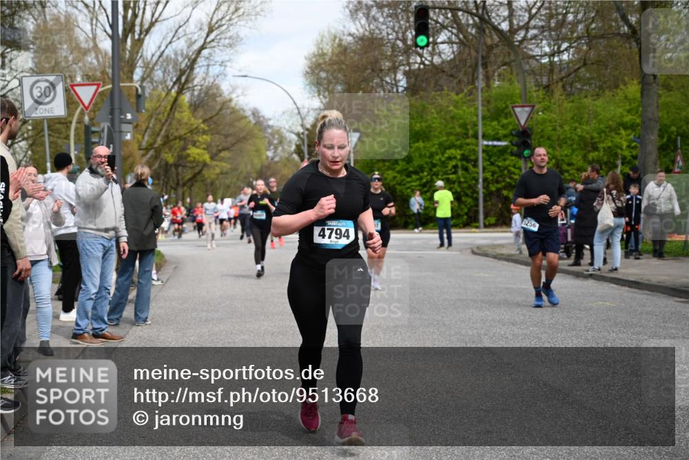 12.04.2026 - 45. Internationalen Wilhelmsburger Insellauf J. Mangold http://msf.ph/oto/9513668 12.04.2026 13:09:35 Ziel 5631, 4318, 4911, 4857, 3076, 5682, 5611, 5108, 4288, 5190, 3121, 2337, 3056, 2688, 4776, 2689, 5095, 3571, 5760, 3019, 3440, 5761, 4335, 3807, 4794, 2687, 5090, 5256, 4419, 5454, 5624, 5005, 3557, 3729, 3890, 5282, 2072, 5130, 3004, 2103, 5089, 2001, 4116, 2743, 3673, 4961, 3919, 3793, 3549 meine-sportfotos.de