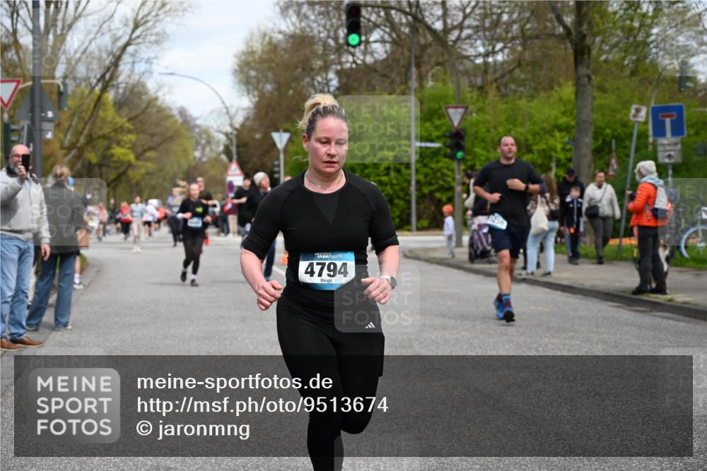 12.04.2026 - 45. Internationalen Wilhelmsburger Insellauf J. Mangold http://msf.ph/oto/9513674 12.04.2026 13:09:36 Ziel 4318, 4911, 4857, 3076, 5682, 5611, 5108, 4288, 5190, 3121, 2337, 3056, 2688, 4776, 2689, 5095, 3571, 5760, 3019, 3440, 5761, 4335, 3807, 4794, 2687, 5090, 5256, 4419, 5454, 5624, 5005, 3557, 3729, 3890, 3890, 5282, 2072, 5130, 3004, 2103, 5089, 2001, 4116, 2743, 3673, 4961, 3919, 3793, 3549, 5646, 5287 meine-sportfotos.de