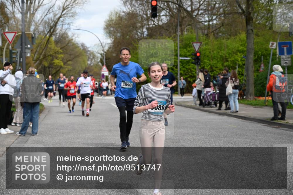 12.04.2026 - 45. Internationalen Wilhelmsburger Insellauf J. Mangold http://msf.ph/oto/9513747 12.04.2026 13:09:48 Ziel 3056, 2688, 4776, 2689, 5095, 3571, 5760, 3019, 3440, 5761, 4335, 3807, 4794, 2687, 5090, 5256, 4419, 5454, 5624, 5005, 3557, 3729, 3890, 3890, 5282, 2072, 5130, 3004, 2103, 5089, 2001, 4116, 2743, 3673, 4961, 3919, 3793, 3549, 5646, 5287, 5646, 5287, 4910, 4278, 4935, 2129, 2982, 2121, 2289, 4250 meine-sportfotos.de