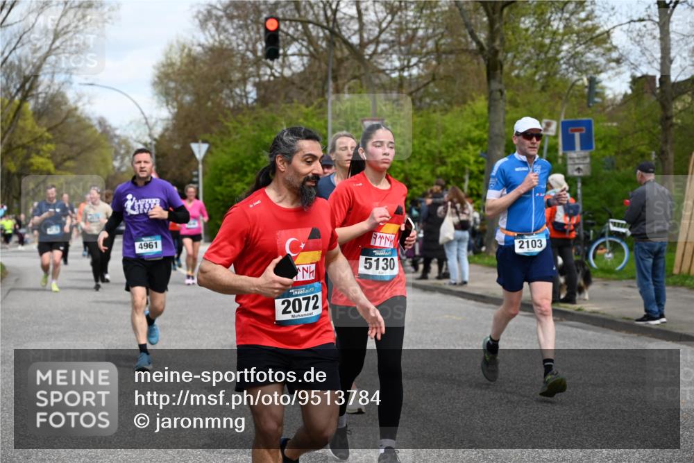 12.04.2026 - 45. Internationalen Wilhelmsburger Insellauf J. Mangold http://msf.ph/oto/9513784 12.04.2026 13:09:54 Ziel 5761, 4335, 3807, 4794, 2687, 5090, 5256, 4419, 5454, 5624, 5005, 3557, 3729, 3890, 5282, 2072, 5130, 3004, 2103, 5089, 2001, 4116, 2743, 3673, 4961, 3919, 3793, 3549, 5646, 5287, 4910, 4278, 4935, 2129, 2982, 2121, 2289, 4250, 5612, 3338, 5704, 4578, 4579, 4356, 3445, 3446 meine-sportfotos.de