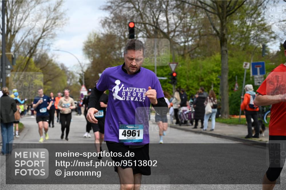 12.04.2026 - 45. Internationalen Wilhelmsburger Insellauf J. Mangold http://msf.ph/oto/9513802 12.04.2026 13:09:56 Ziel 3807, 4794, 2687, 5090, 5256, 4419, 5454, 5624, 5005, 3557, 3729, 3890, 5282, 2072, 5130, 3004, 2103, 5089, 2001, 4116, 2743, 2743, 3673, 4961, 3919, 3793, 3549, 5646, 5287, 4910, 4278, 4935, 2129, 2982, 2121, 2289, 4250, 5612, 3338, 5704, 4578, 4579, 4356, 3445, 3446, 4562, 3654, 3269, 4552, 3285, 3288 meine-sportfotos.de