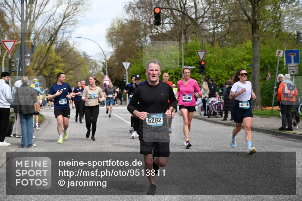 12.04.2026 - 45. Internationalen Wilhelmsburger Insellauf J. Mangold http://msf.ph/oto/9513811 12.04.2026 13:09:58 Ziel 3807, 4794, 2687, 5090, 5256, 4419, 5454, 5624, 5005, 3557, 3729, 3890, 5282, 2072, 5130, 3004, 2103, 5089, 2001, 4116, 2743, 3673, 4961, 3919, 3793, 3549, 3549, 5646, 5287, 4910, 4278, 4935, 2129, 2982, 2121, 2289, 4250, 4250, 5612, 3338, 5704, 4578, 4579, 4356, 3445, 3446, 4562, 3654, 3269, 4552, 3285, 3288, 5444, 5443, 5830 meine-sportfotos.de