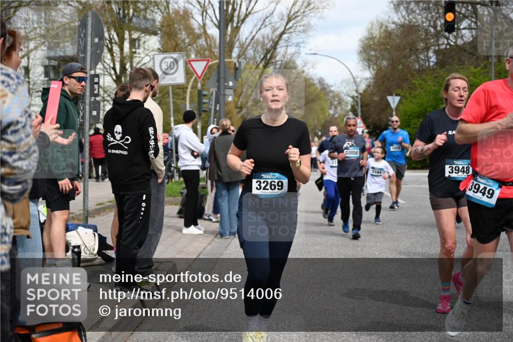 12.04.2026 - 45. Internationalen Wilhelmsburger Insellauf J. Mangold http://msf.ph/oto/9514006 12.04.2026 13:10:24 Ziel 5646, 5287, 4910, 4278, 4935, 2129, 2982, 2121, 2289, 4250, 5612, 3338, 5704, 4578, 4579, 4356, 3445, 3446, 4562, 3654, 3269, 4552, 3285, 3288, 5444, 5443, 5830, 5259, 5259, 3407, 3948, 3949, 4540, 2315, 5494, 4909, 5004, 4969, 5762, 4769, 4798, 4134, 4799, 4134, 4799, 5681, 2897, 3462, 5160, 5768, 3243, 4916, 5161, 3211, 5584, 4770, 5246, 2926, 2927 meine-sportfotos.de
