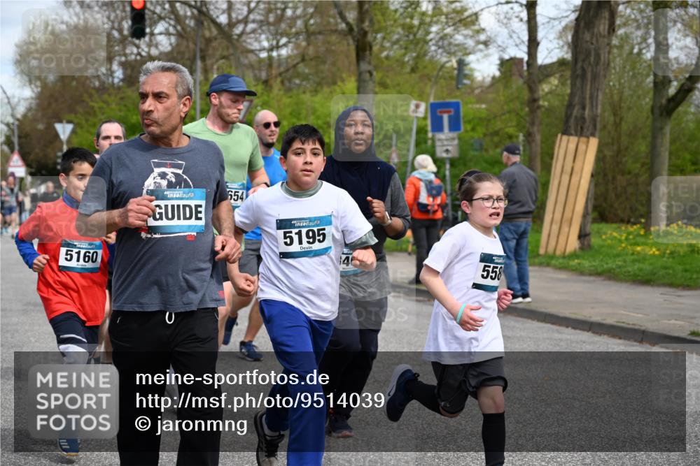 12.04.2026 - 45. Internationalen Wilhelmsburger Insellauf J. Mangold http://msf.ph/oto/9514039 12.04.2026 13:10:28 Ziel 4278, 4935, 2129, 2982, 2121, 2289, 4250, 5612, 3338, 5704, 4578, 4579, 4356, 3445, 3446, 4562, 3654, 3269, 4552, 3285, 3288, 5444, 5443, 5830, 5259, 3407, 3948, 3949, 4540, 2315, 5494, 5494, 4909, 5004, 4969, 5762, 4769, 4798, 4134, 4799, 5681, 2897, 3462, 5160, 5160, 5768, 3243, 4916, 5161, 3211, 5584, 4770, 5246, 2926, 2927, 5195, 4692, 5417, 5199, 2889, 2714 meine-sportfotos.de