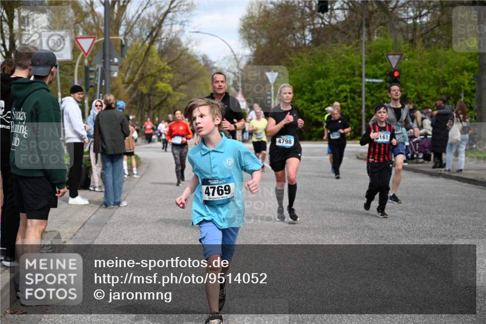 12.04.2026 - 45. Internationalen Wilhelmsburger Insellauf J. Mangold http://msf.ph/oto/9514052 12.04.2026 13:10:33 Ziel 2289, 4250, 5612, 3338, 5704, 4578, 4579, 4356, 3445, 3446, 4562, 3654, 3269, 4552, 3285, 3288, 5444, 5443, 5830, 5259, 3407, 3948, 3949, 4540, 2315, 5494, 4909, 5004, 4969, 5762, 4969, 5762, 4769, 4798, 4134, 4799, 5681, 2897, 3462, 5160, 5768, 3243, 4916, 5161, 3211, 5584, 4770, 4770, 5246, 2926, 2927, 5195, 4692, 5417, 5199, 2889, 2714, 4216, 4895, 3932, 2114, 2519 meine-sportfotos.de