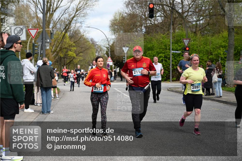 12.04.2026 - 45. Internationalen Wilhelmsburger Insellauf J. Mangold http://msf.ph/oto/9514080 12.04.2026 13:10:38 Ziel 5612, 3338, 5704, 4578, 4579, 4356, 3445, 3446, 4562, 3654, 3269, 4552, 3285, 3288, 5444, 5443, 5830, 5259, 3407, 3948, 3949, 4540, 2315, 5494, 4909, 5004, 4969, 5762, 4769, 4798, 4134, 4799, 5681, 2897, 3462, 5160, 5768, 3243, 4916, 5161, 3211, 5584, 4770, 5246, 2926, 2927, 5195, 4692, 5417, 5195, 4692, 5417, 5199, 2889, 2714, 4216, 4895, 3932, 2114, 2519, 2113, 2076, 4106 meine-sportfotos.de
