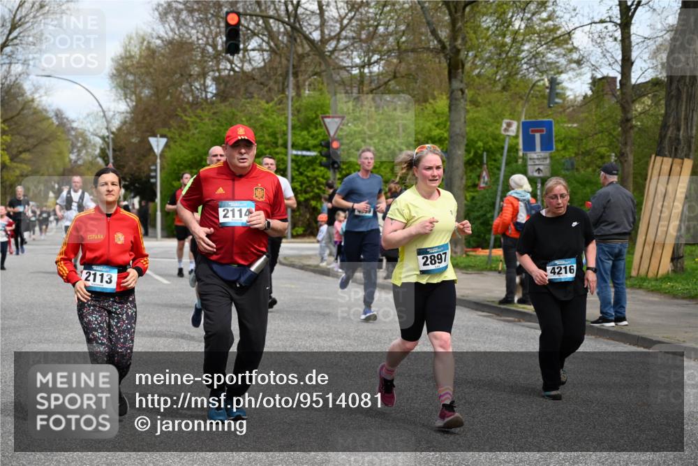 12.04.2026 - 45. Internationalen Wilhelmsburger Insellauf J. Mangold http://msf.ph/oto/9514081 12.04.2026 13:10:38 Ziel 5612, 3338, 5704, 4578, 4579, 4356, 3445, 3446, 4562, 3654, 3269, 4552, 3285, 3288, 5444, 5443, 5830, 5259, 3407, 3948, 3949, 4540, 2315, 5494, 4909, 5004, 4969, 5762, 4769, 4798, 4134, 4799, 5681, 2897, 3462, 5160, 5768, 3243, 4916, 5161, 3211, 5584, 4770, 5246, 2926, 2927, 5195, 4692, 5417, 5195, 4692, 5417, 5199, 2889, 2714, 4216, 4895, 3932, 2114, 2519, 2113, 2076, 4106 meine-sportfotos.de
