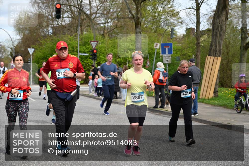 12.04.2026 - 45. Internationalen Wilhelmsburger Insellauf J. Mangold http://msf.ph/oto/9514083 12.04.2026 13:10:38 Ziel 5612, 3338, 5704, 4578, 4579, 4356, 3445, 3446, 4562, 3654, 3269, 4552, 3285, 3288, 5444, 5443, 5830, 5259, 3407, 3948, 3949, 4540, 2315, 5494, 4909, 5004, 4969, 5762, 4769, 4798, 4134, 4799, 5681, 2897, 3462, 5160, 5768, 3243, 4916, 5161, 3211, 5584, 4770, 5246, 2926, 2927, 5195, 4692, 5417, 5195, 4692, 5417, 5199, 2889, 2714, 4216, 4895, 3932, 2114, 2519, 2113, 2076, 4106 meine-sportfotos.de