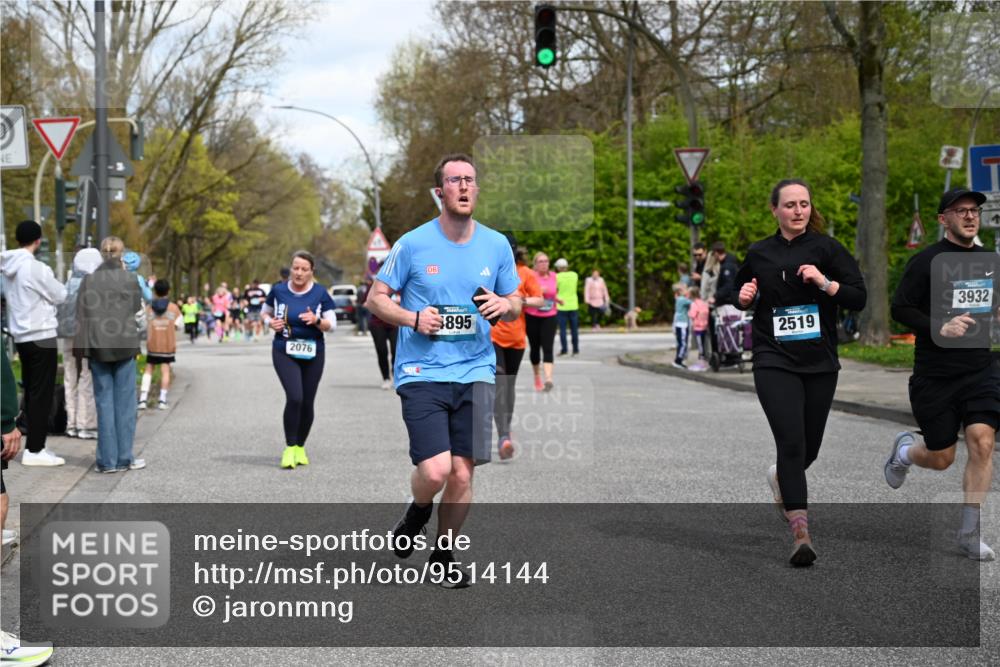 12.04.2026 - 45. Internationalen Wilhelmsburger Insellauf J. Mangold http://msf.ph/oto/9514144 12.04.2026 13:10:57 Ziel 4969, 5762, 4769, 4798, 4134, 4799, 5681, 2897, 3462, 5160, 5768, 3243, 4916, 5161, 3211, 5584, 4770, 5246, 2926, 2927, 5195, 4692, 5417, 5199, 2889, 2714, 4216, 4895, 3932, 2114, 2519, 3932, 2114, 2519, 2113, 2076, 4106, 3247, 5180, 3101, 3734, 4796, 2461, 4810, 3994, 4558, 3573, 4427, 2844, 3115, 4726, 4051, 2827, 2825 meine-sportfotos.de