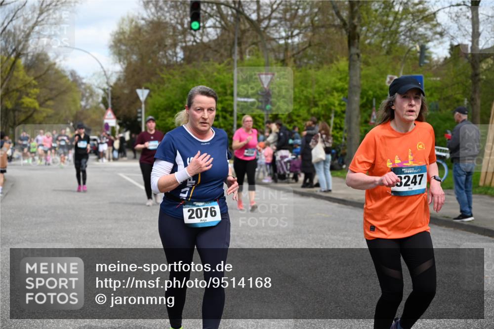 12.04.2026 - 45. Internationalen Wilhelmsburger Insellauf J. Mangold http://msf.ph/oto/9514168 12.04.2026 13:11:00 Ziel 4769, 4798, 4134, 4799, 5681, 2897, 3462, 5160, 5768, 3243, 4916, 5161, 3211, 5584, 4770, 5246, 2926, 2927, 5195, 4692, 5417, 5199, 2889, 2714, 4216, 4895, 3932, 2114, 2519, 2113, 2076, 4106, 3247, 5180, 3101, 3734, 4796, 2461, 4810, 3994, 4558, 3573, 4427, 2844, 3115, 4726, 4051, 2827, 2825, 4985, 4193 meine-sportfotos.de