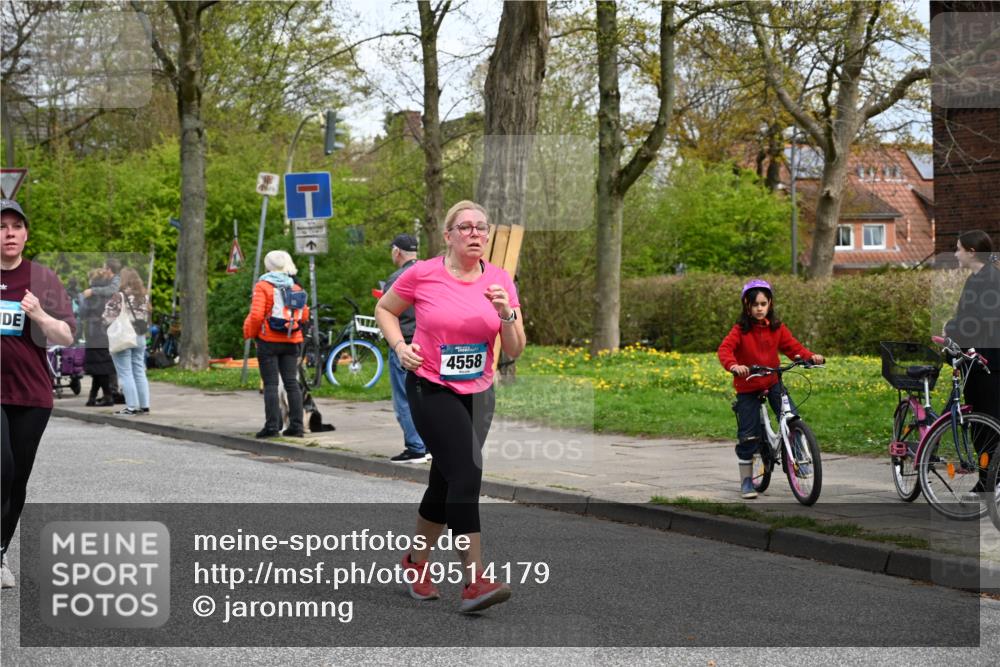 12.04.2026 - 45. Internationalen Wilhelmsburger Insellauf J. Mangold http://msf.ph/oto/9514179 12.04.2026 13:11:04 Ziel 2897, 3462, 5160, 5768, 3243, 4916, 5161, 3211, 5584, 4770, 5246, 2926, 2927, 5195, 4692, 5417, 5199, 2889, 2714, 4216, 4895, 3932, 2114, 2519, 2113, 2076, 4106, 3247, 5180, 5180, 3101, 3734, 4796, 2461, 4810, 3994, 4558, 3573, 3573, 4427, 2844, 3115, 4726, 4051, 2827, 2825, 4985, 4193, 3643, 5525, 5403, 2084, 5772, 3733 meine-sportfotos.de