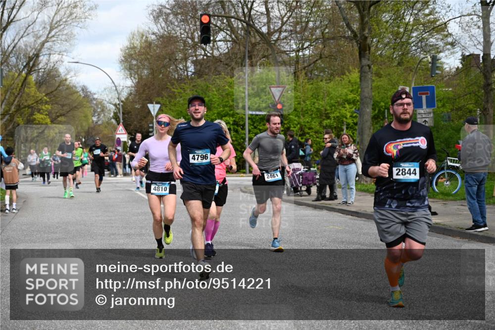 12.04.2026 - 45. Internationalen Wilhelmsburger Insellauf J. Mangold http://msf.ph/oto/9514221 12.04.2026 13:11:12 Ziel 2926, 2927, 5195, 4692, 5417, 5199, 2889, 2714, 4216, 4895, 3932, 2114, 2519, 2113, 2076, 4106, 3247, 5180, 3101, 3734, 4796, 2461, 4810, 3994, 4558, 3573, 4427, 2844, 3115, 4726, 4051, 2827, 2825, 4985, 4193, 4193, 3643, 5525, 5403, 2084, 5772, 3733, 4730, 3969, 3055, 4664, 2396, 3079 meine-sportfotos.de