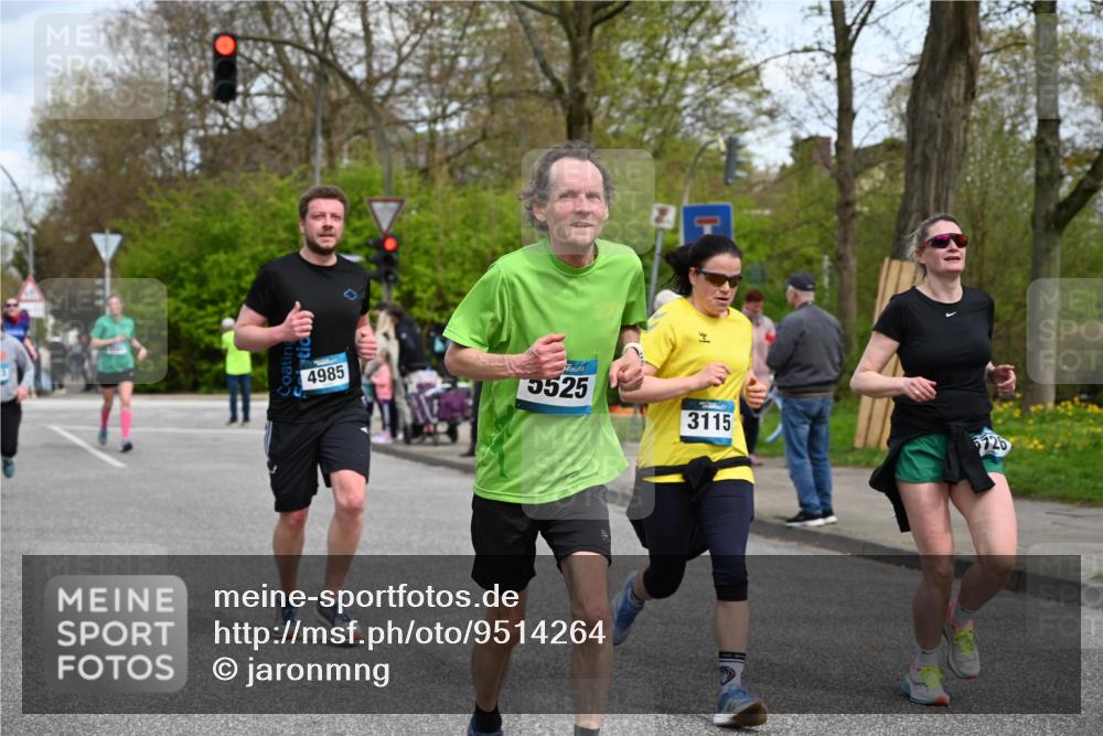 12.04.2026 - 45. Internationalen Wilhelmsburger Insellauf J. Mangold http://msf.ph/oto/9514264 12.04.2026 13:11:22 Ziel 3932, 2114, 2519, 2113, 2076, 4106, 3247, 5180, 3101, 3734, 4796, 2461, 4810, 3994, 4558, 3573, 4427, 2844, 3115, 4726, 4051, 2827, 2825, 4985, 4985, 4193, 3643, 5525, 5403, 2084, 5772, 3733, 4730, 3969, 3055, 4664, 2396, 3079, 3138, 5402, 2136, 4683, 5640, 4480, 4987, 2445, 4930 meine-sportfotos.de