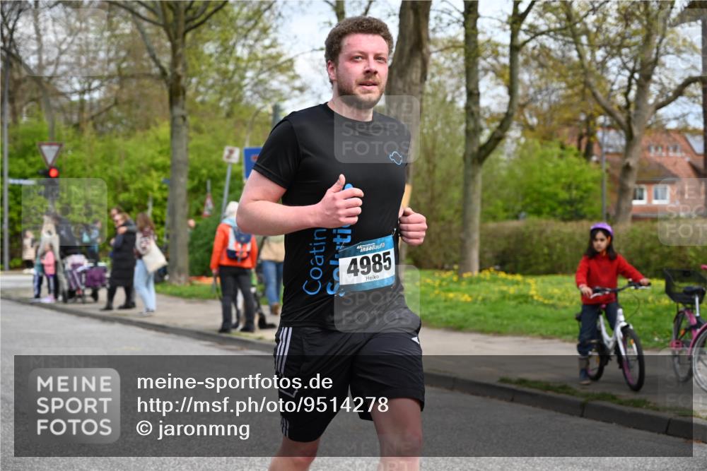 12.04.2026 - 45. Internationalen Wilhelmsburger Insellauf J. Mangold http://msf.ph/oto/9514278 12.04.2026 13:11:24 Ziel 2076, 4106, 3247, 5180, 3101, 3734, 4796, 2461, 4810, 3994, 4558, 3573, 4427, 2844, 3115, 4726, 4051, 2827, 2825, 4985, 4193, 4193, 3643, 5525, 5403, 2084, 5772, 3733, 4730, 3969, 3055, 4664, 2396, 3079, 3138, 5402, 2136, 4683, 5640, 4480, 4987, 2445, 4930, 2024 meine-sportfotos.de