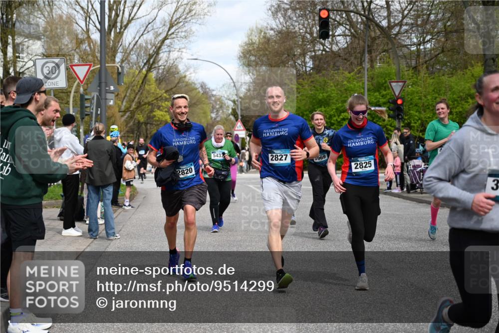 12.04.2026 - 45. Internationalen Wilhelmsburger Insellauf J. Mangold http://msf.ph/oto/9514299 12.04.2026 13:11:27 Ziel 2076, 4106, 3247, 5180, 3101, 3734, 4796, 2461, 4810, 3994, 4558, 3573, 4427, 2844, 3115, 4726, 4051, 2827, 2825, 4985, 4193, 3643, 5525, 5403, 2084, 5772, 3733, 3733, 4730, 3969, 3055, 4664, 2396, 3079, 3138, 5402, 2136, 2136, 4683, 5640, 4480, 4987, 2445, 4930, 2024, 4328, 4276, 5031 meine-sportfotos.de