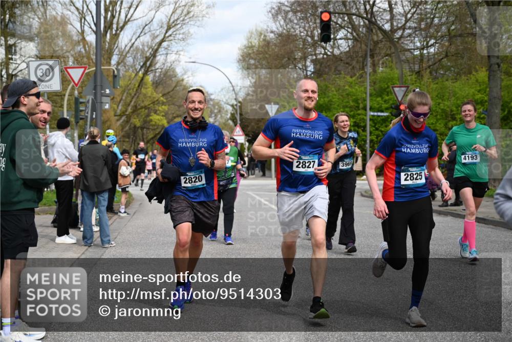 12.04.2026 - 45. Internationalen Wilhelmsburger Insellauf J. Mangold http://msf.ph/oto/9514303 12.04.2026 13:11:27 Ziel 2076, 4106, 3247, 5180, 3101, 3734, 4796, 2461, 4810, 3994, 4558, 3573, 4427, 2844, 3115, 4726, 4051, 2827, 2825, 4985, 4193, 3643, 5525, 5403, 2084, 5772, 3733, 3733, 4730, 3969, 3055, 4664, 2396, 3079, 3138, 5402, 2136, 2136, 4683, 5640, 4480, 4987, 2445, 4930, 2024, 4328, 4276, 5031 meine-sportfotos.de