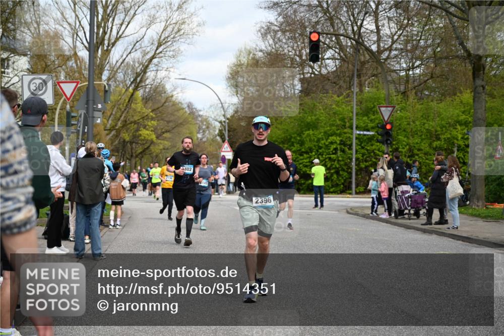 12.04.2026 - 45. Internationalen Wilhelmsburger Insellauf J. Mangold http://msf.ph/oto/9514351 12.04.2026 13:11:34 Ziel 4796, 2461, 4810, 3994, 4558, 3573, 4427, 2844, 3115, 4726, 4051, 2827, 2825, 4985, 4193, 3643, 5525, 5403, 2084, 5772, 3733, 4730, 3969, 3055, 4664, 2396, 3079, 3138, 5402, 2136, 4683, 5640, 4480, 4987, 2445, 4930, 4930, 2024, 4328, 4276, 5031, 4532, 2742, 5437 meine-sportfotos.de