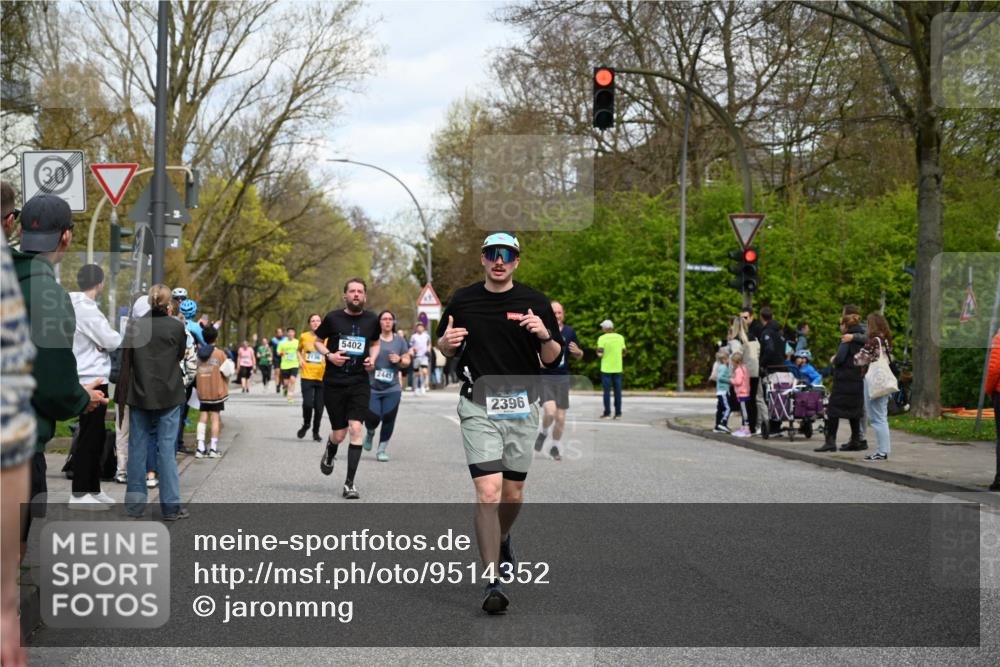 12.04.2026 - 45. Internationalen Wilhelmsburger Insellauf J. Mangold http://msf.ph/oto/9514352 12.04.2026 13:11:34 Ziel 4796, 2461, 4810, 3994, 4558, 3573, 4427, 2844, 3115, 4726, 4051, 2827, 2825, 4985, 4193, 3643, 5525, 5403, 2084, 5772, 3733, 4730, 3969, 3055, 4664, 2396, 3079, 3138, 5402, 2136, 4683, 5640, 4480, 4987, 2445, 4930, 4930, 2024, 4328, 4276, 5031, 4532, 2742, 5437 meine-sportfotos.de