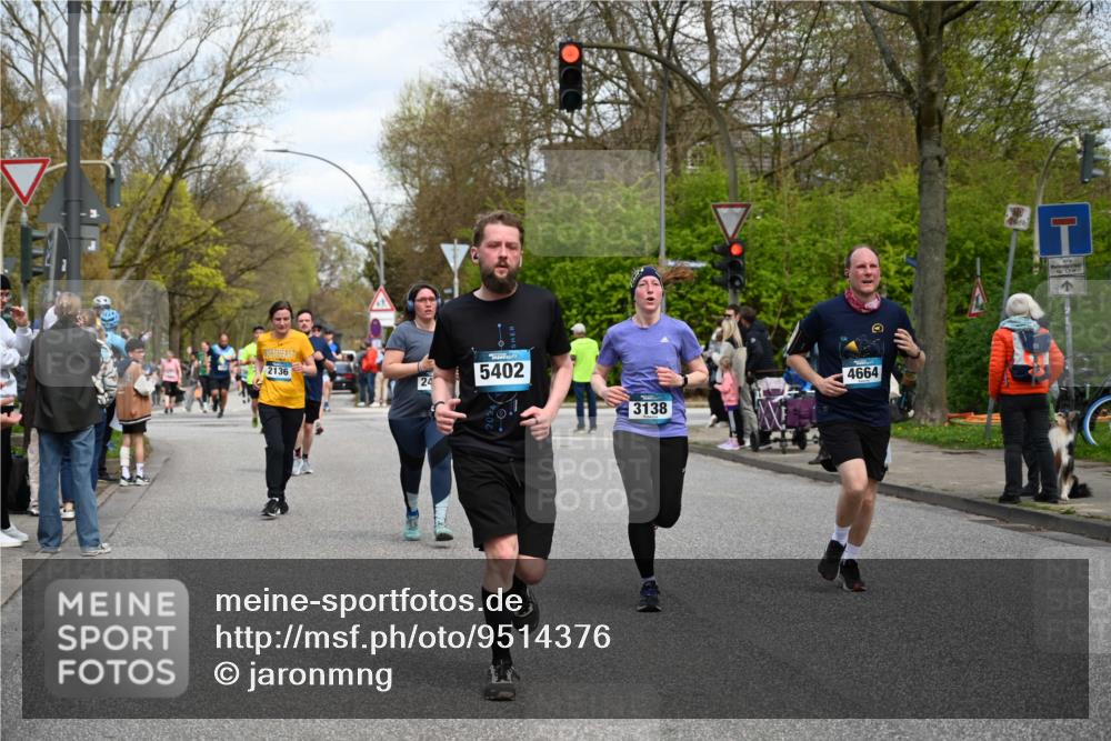 12.04.2026 - 45. Internationalen Wilhelmsburger Insellauf J. Mangold http://msf.ph/oto/9514376 12.04.2026 13:11:36 Ziel 2461, 4810, 3994, 4558, 3573, 4427, 2844, 3115, 4726, 4051, 2827, 2825, 4985, 4193, 3643, 5525, 5403, 2084, 5772, 3733, 4730, 3969, 3055, 4664, 2396, 3079, 3138, 5402, 2136, 4683, 5640, 4480, 4987, 2445, 4930, 2024, 4328, 4276, 5031, 4532, 2742, 5437 meine-sportfotos.de