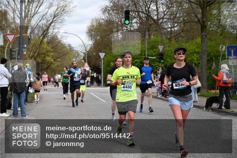 12.04.2026 - 45. Internationalen Wilhelmsburger Insellauf J. Mangold http://msf.ph/oto/9514442 12.04.2026 13:11:45 Ziel 2827, 2825, 4985, 4193, 3643, 5525, 5403, 2084, 5772, 3733, 4730, 3969, 3055, 4664, 2396, 3079, 3138, 5402, 2136, 4683, 5640, 4480, 4987, 2445, 4987, 2445, 4930, 2024, 4328, 4276, 5031, 4532, 2742, 5437, 4847, 4846, 4850, 4550, 3914 meine-sportfotos.de