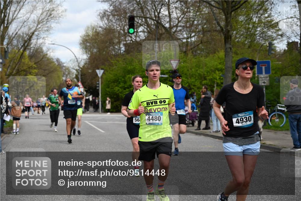 12.04.2026 - 45. Internationalen Wilhelmsburger Insellauf J. Mangold http://msf.ph/oto/9514448 12.04.2026 13:11:45 Ziel 2827, 2825, 4985, 4193, 3643, 5525, 5403, 2084, 5772, 3733, 4730, 3969, 3055, 4664, 2396, 3079, 3138, 5402, 2136, 4683, 5640, 4480, 4987, 2445, 4987, 2445, 4930, 2024, 4328, 4276, 5031, 4532, 2742, 5437, 4847, 4846, 4850, 4550, 3914 meine-sportfotos.de