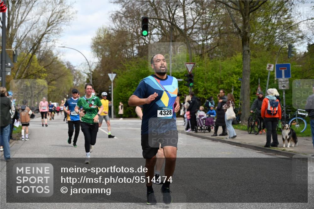 12.04.2026 - 45. Internationalen Wilhelmsburger Insellauf J. Mangold http://msf.ph/oto/9514474 12.04.2026 13:11:48 Ziel 4193, 3643, 5525, 5403, 2084, 5772, 3733, 4730, 3969, 3055, 4664, 2396, 3079, 3138, 5402, 2136, 4683, 5640, 4480, 4987, 2445, 4930, 2024, 4328, 4276, 5031, 4532, 2742, 5437, 4847, 4846, 4850, 4550, 3914, 2545, 3352 meine-sportfotos.de