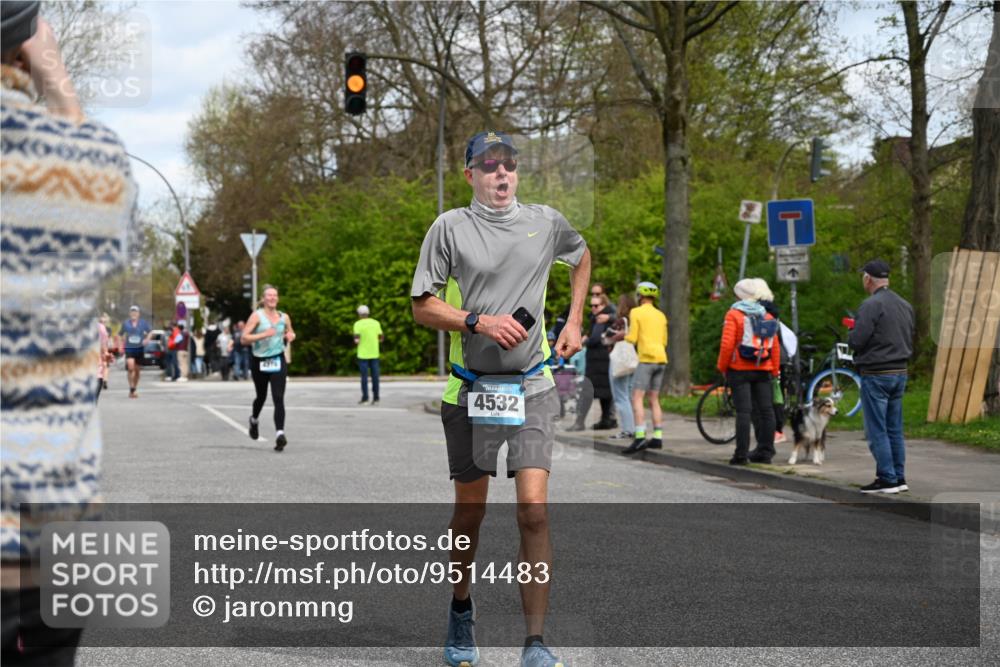 12.04.2026 - 45. Internationalen Wilhelmsburger Insellauf J. Mangold http://msf.ph/oto/9514483 12.04.2026 13:11:55 Ziel 4730, 3969, 3055, 4664, 2396, 3079, 3138, 5402, 2136, 4683, 5640, 4480, 4987, 2445, 4930, 2024, 4328, 4276, 5031, 4532, 2742, 5437, 4847, 4846, 4850, 4550, 4550, 3914, 2545, 3352, 3348 meine-sportfotos.de