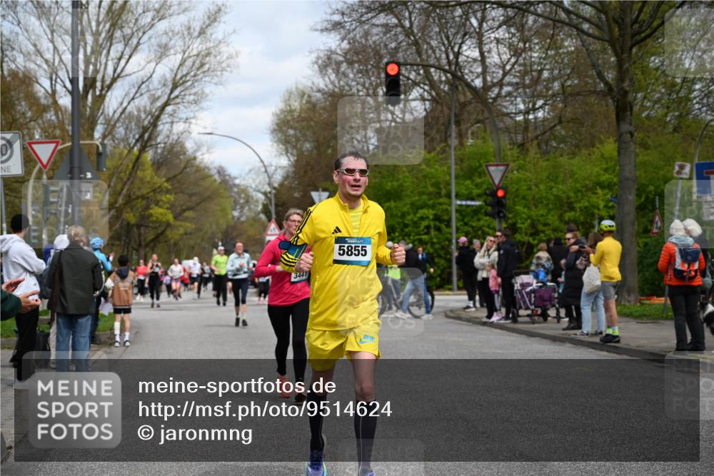 12.04.2026 - 45. Internationalen Wilhelmsburger Insellauf J. Mangold http://msf.ph/oto/9514624 12.04.2026 13:12:21 Ziel 5437, 4847, 4846, 4850, 4550, 3914, 2545, 3352, 3348, 5750, 5855, 2280, 5855, 2280, 3441, 5674, 4841, 2275, 4671, 4627, 4628, 3638, 4385, 2274, 4919, 4720, 4721, 2998, 4693 meine-sportfotos.de
