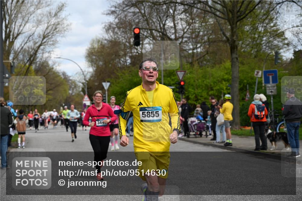 12.04.2026 - 45. Internationalen Wilhelmsburger Insellauf J. Mangold http://msf.ph/oto/9514630 12.04.2026 13:12:21 Ziel 5437, 4847, 4846, 4850, 4550, 3914, 2545, 3352, 3348, 5750, 5855, 2280, 5855, 2280, 3441, 5674, 4841, 2275, 4671, 4627, 4628, 3638, 4385, 2274, 4919, 4720, 4721, 2998, 4693 meine-sportfotos.de