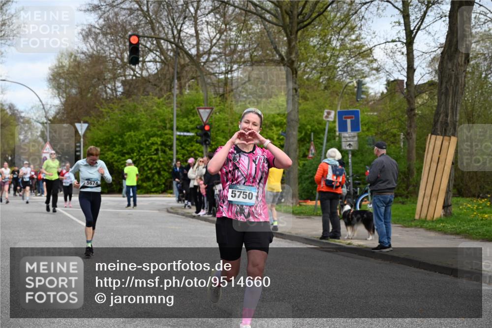 12.04.2026 - 45. Internationalen Wilhelmsburger Insellauf J. Mangold http://msf.ph/oto/9514660 12.04.2026 13:12:25 Ziel 4847, 4846, 4850, 4550, 3914, 2545, 3352, 3348, 5750, 5855, 2280, 3441, 5674, 4841, 3441, 5674, 4841, 2275, 4671, 4627, 4628, 3638, 4385, 2274, 4919, 4720, 4721, 2998, 4693, 3519, 4970, 3686, 4643 meine-sportfotos.de