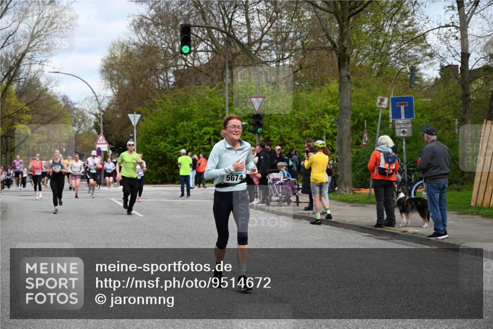 12.04.2026 - 45. Internationalen Wilhelmsburger Insellauf J. Mangold http://msf.ph/oto/9514672 12.04.2026 13:12:27 Ziel 4847, 4846, 4850, 4550, 3914, 2545, 3352, 3348, 5750, 5855, 2280, 3441, 5674, 4841, 2275, 4671, 4627, 4628, 3638, 4385, 2274, 4919, 4720, 4720, 4721, 2998, 4693, 3519, 4970, 3686, 4643, 2877 meine-sportfotos.de