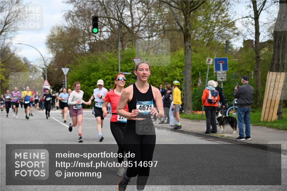 12.04.2026 - 45. Internationalen Wilhelmsburger Insellauf J. Mangold http://msf.ph/oto/9514697 12.04.2026 13:12:32 Ziel 4550, 3914, 2545, 3352, 3348, 5750, 5855, 2280, 3441, 5674, 4841, 2275, 4671, 4627, 4628, 3638, 3638, 4385, 2274, 4919, 4720, 4721, 2998, 2998, 4693, 3519, 4970, 3686, 4643, 2877, 5265, 5266, 4648, 2026, 5457, 4320, 4249, 3033, 2470, 4364 meine-sportfotos.de
