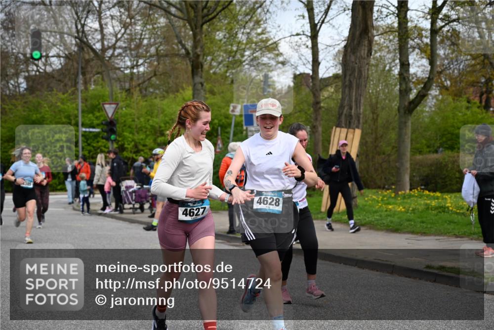 12.04.2026 - 45. Internationalen Wilhelmsburger Insellauf J. Mangold http://msf.ph/oto/9514724 12.04.2026 13:12:35 Ziel 2545, 3352, 3348, 5750, 5855, 2280, 3441, 5674, 4841, 2275, 4671, 4627, 4628, 3638, 4385, 2274, 4919, 4720, 4721, 2998, 4693, 3519, 4970, 3686, 4643, 2877, 5265, 5266, 4648, 2026, 5457, 4320, 4249, 3033, 2470, 4364, 3942, 5221, 3540, 3933 meine-sportfotos.de
