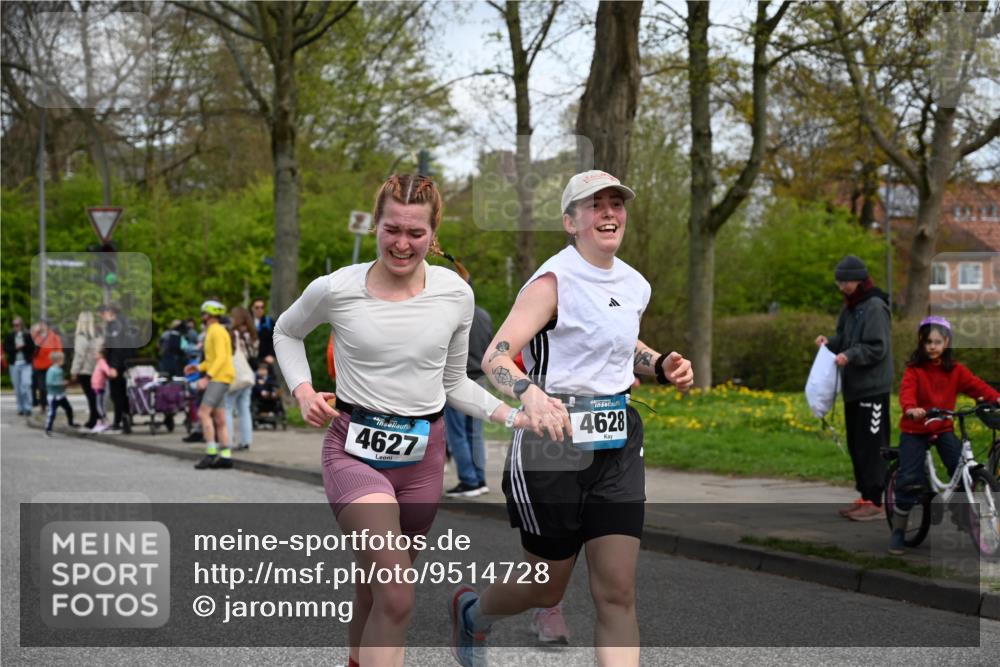 12.04.2026 - 45. Internationalen Wilhelmsburger Insellauf J. Mangold http://msf.ph/oto/9514728 12.04.2026 13:12:35 Ziel 2545, 3352, 3348, 5750, 5855, 2280, 3441, 5674, 4841, 2275, 4671, 4627, 4628, 3638, 4385, 2274, 4919, 4720, 4721, 2998, 4693, 3519, 4970, 3686, 4643, 2877, 5265, 5266, 4648, 2026, 5457, 4320, 4249, 3033, 2470, 4364, 3942, 5221, 3540, 3933 meine-sportfotos.de