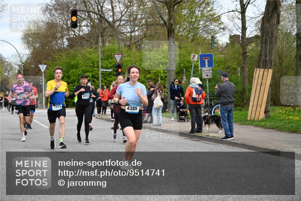 12.04.2026 - 45. Internationalen Wilhelmsburger Insellauf J. Mangold http://msf.ph/oto/9514741 12.04.2026 13:12:37 Ziel 3348, 5750, 5855, 2280, 3441, 5674, 4841, 2275, 4671, 4627, 4628, 3638, 4385, 2274, 4919, 4720, 4721, 2998, 4693, 3519, 4970, 3686, 4643, 4643, 2877, 5265, 5266, 4648, 2026, 5457, 4320, 4249, 3033, 2470, 4364, 3942, 5221, 3540, 3933, 3935, 3805 meine-sportfotos.de