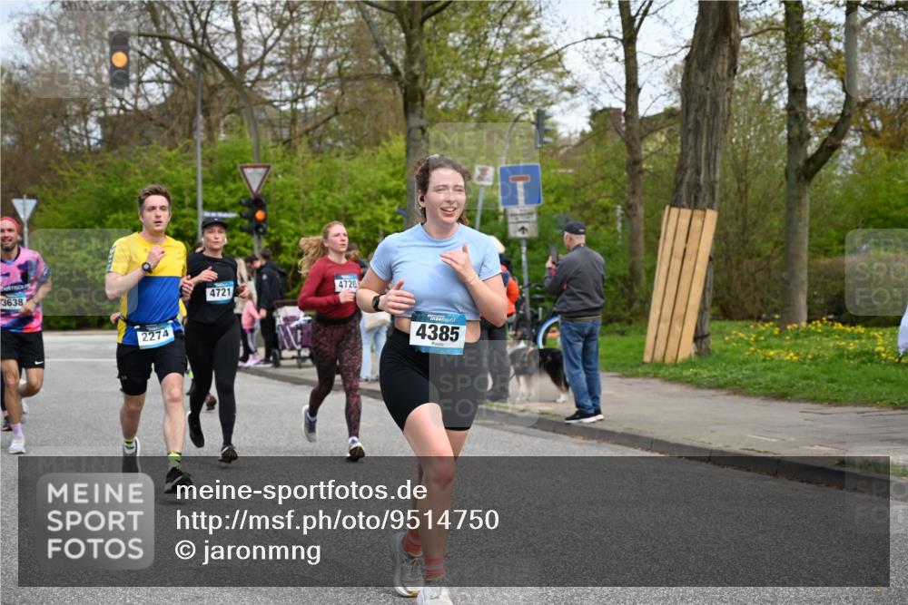 12.04.2026 - 45. Internationalen Wilhelmsburger Insellauf J. Mangold http://msf.ph/oto/9514750 12.04.2026 13:12:38 Ziel 3348, 5750, 5855, 2280, 3441, 5674, 4841, 2275, 4671, 4627, 4628, 3638, 4385, 2274, 4919, 2274, 4919, 4720, 4721, 2998, 4693, 3519, 4970, 3686, 4643, 2877, 2877, 5265, 5266, 4648, 2026, 5457, 4320, 4249, 3033, 2470, 4364, 3942, 5221, 3540, 3933, 3935, 3805, 5158, 5157 meine-sportfotos.de