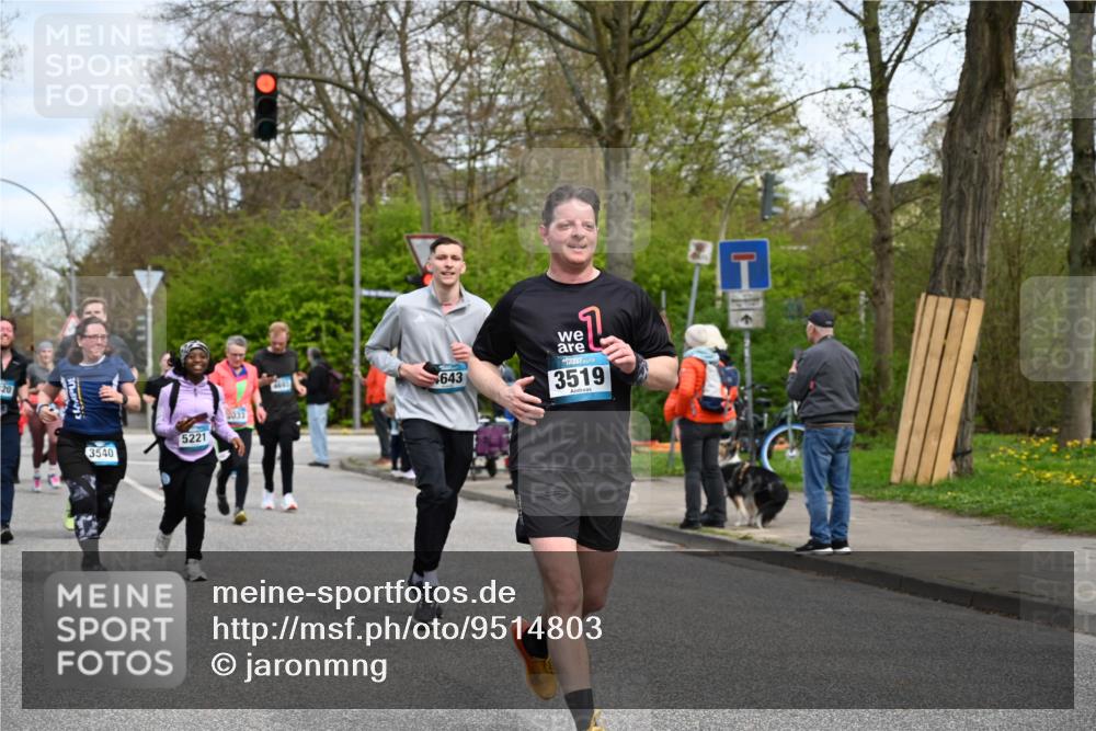 12.04.2026 - 45. Internationalen Wilhelmsburger Insellauf J. Mangold http://msf.ph/oto/9514803 12.04.2026 13:12:47 Ziel 3441, 5674, 4841, 2275, 4671, 4627, 4628, 3638, 4385, 2274, 4919, 4720, 4721, 2998, 4693, 3519, 4970, 3686, 4643, 2877, 5265, 5266, 4648, 2026, 5457, 4320, 4249, 3033, 2470, 4364, 3942, 5221, 3540, 3933, 3933, 3935, 3805, 5158, 5157, 2462, 4533, 5693, 5637 meine-sportfotos.de