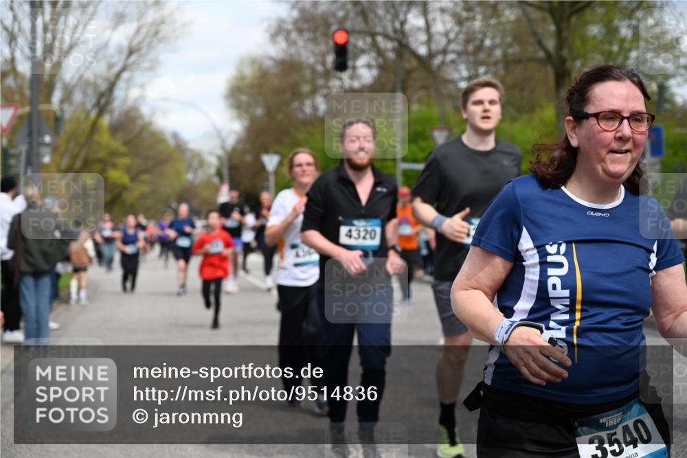 12.04.2026 - 45. Internationalen Wilhelmsburger Insellauf J. Mangold http://msf.ph/oto/9514836 12.04.2026 13:12:51 Ziel 2275, 4671, 4627, 4628, 3638, 4385, 2274, 4919, 4720, 4721, 2998, 4693, 3519, 4970, 3686, 4643, 2877, 5265, 5266, 4648, 2026, 5457, 4320, 4249, 3033, 2470, 4364, 3942, 5221, 3540, 3933, 3935, 3805, 5158, 5157, 2462, 4533, 5693, 2462, 4533, 5693, 5637, 2080, 5819 meine-sportfotos.de
