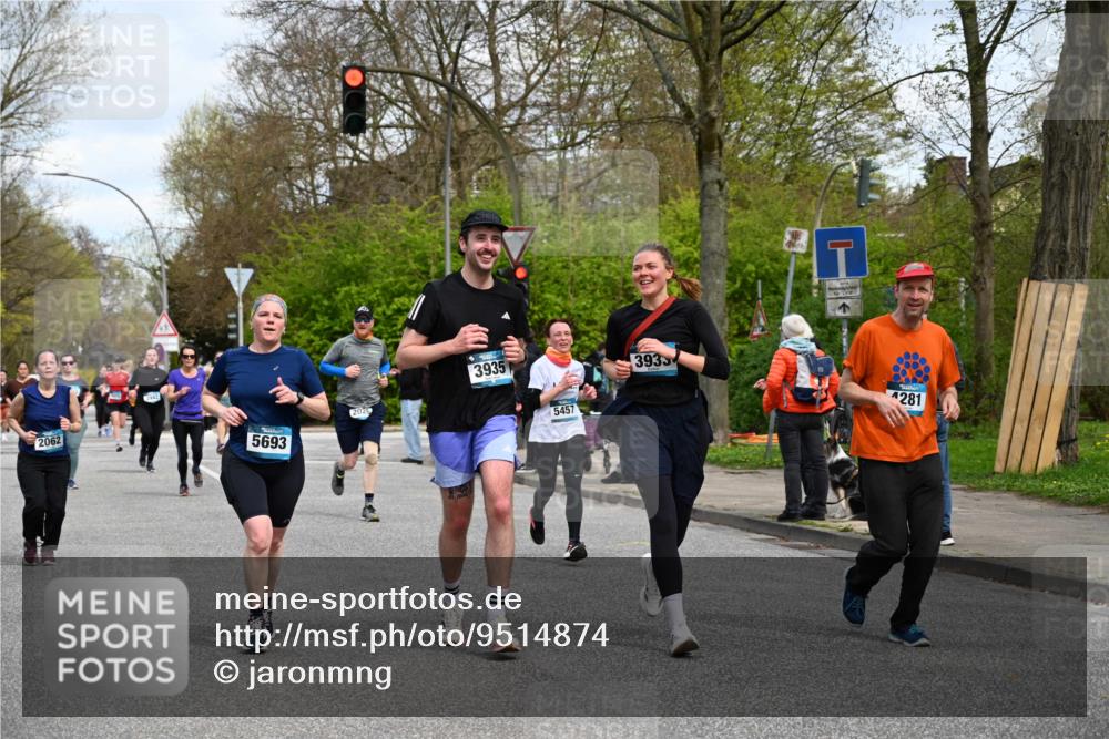 12.04.2026 - 45. Internationalen Wilhelmsburger Insellauf J. Mangold http://msf.ph/oto/9514874 12.04.2026 13:12:56 Ziel 4627, 4628, 3638, 4385, 2274, 4919, 4720, 4721, 2998, 4693, 3519, 4970, 3686, 4643, 2877, 5265, 5266, 4648, 2026, 5457, 4320, 4249, 3033, 2470, 4364, 4364, 3942, 5221, 3540, 3933, 3935, 3805, 5158, 5157, 2462, 4533, 5693, 5637, 2080, 5819, 2064, 4923, 4281, 3984, 3810 meine-sportfotos.de
