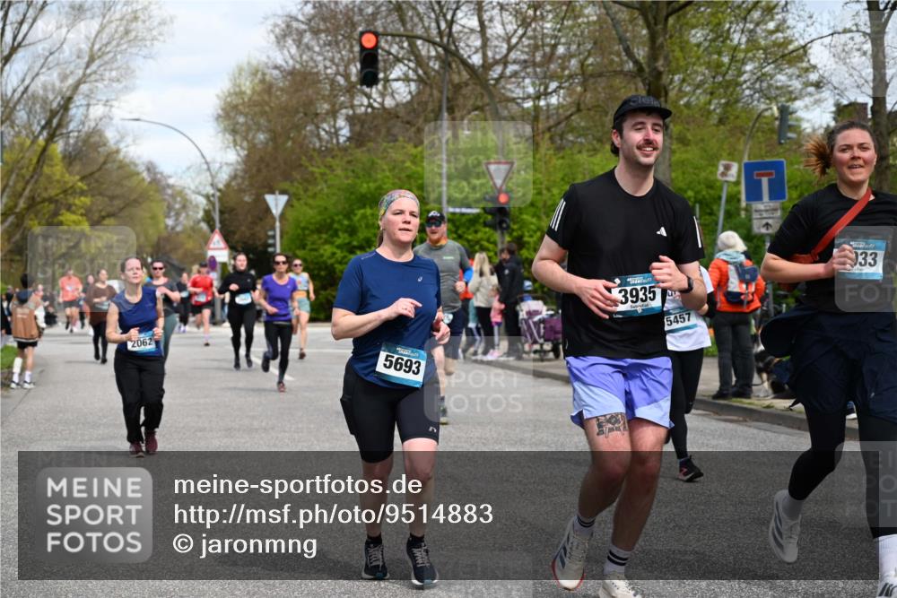 12.04.2026 - 45. Internationalen Wilhelmsburger Insellauf J. Mangold http://msf.ph/oto/9514883 12.04.2026 13:12:57 Ziel 3638, 4385, 2274, 4919, 4720, 4721, 2998, 4693, 3519, 4970, 3686, 4643, 2877, 5265, 5266, 4648, 2026, 5457, 4320, 4249, 3033, 2470, 4364, 3942, 5221, 3942, 5221, 3540, 3933, 3935, 3805, 5158, 5157, 2462, 4533, 5693, 5637, 2080, 5819, 2064, 4923, 4281, 3984, 3810 meine-sportfotos.de