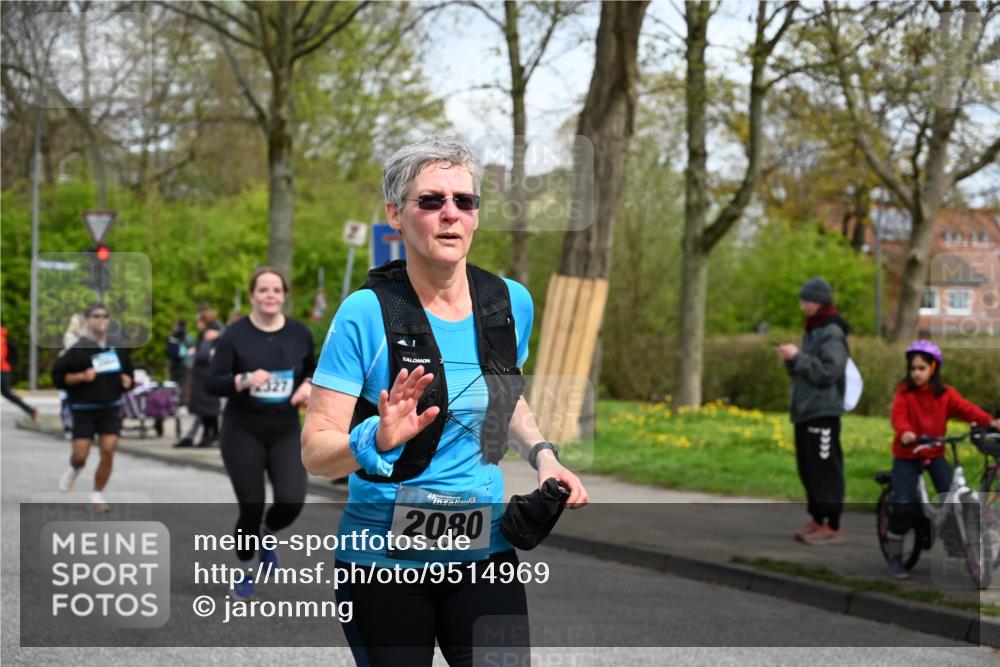 12.04.2026 - 45. Internationalen Wilhelmsburger Insellauf J. Mangold http://msf.ph/oto/9514969 12.04.2026 13:13:09 Ziel 2998, 4693, 3519, 4970, 3686, 4643, 2877, 5265, 5266, 4648, 2026, 5457, 4320, 4249, 3033, 2470, 4364, 3942, 5221, 3540, 3933, 3935, 3805, 5158, 5157, 2462, 4533, 5693, 5637, 2080, 5819, 2064, 4923, 4281, 3984, 3810, 3268, 2062, 4783, 4178 meine-sportfotos.de