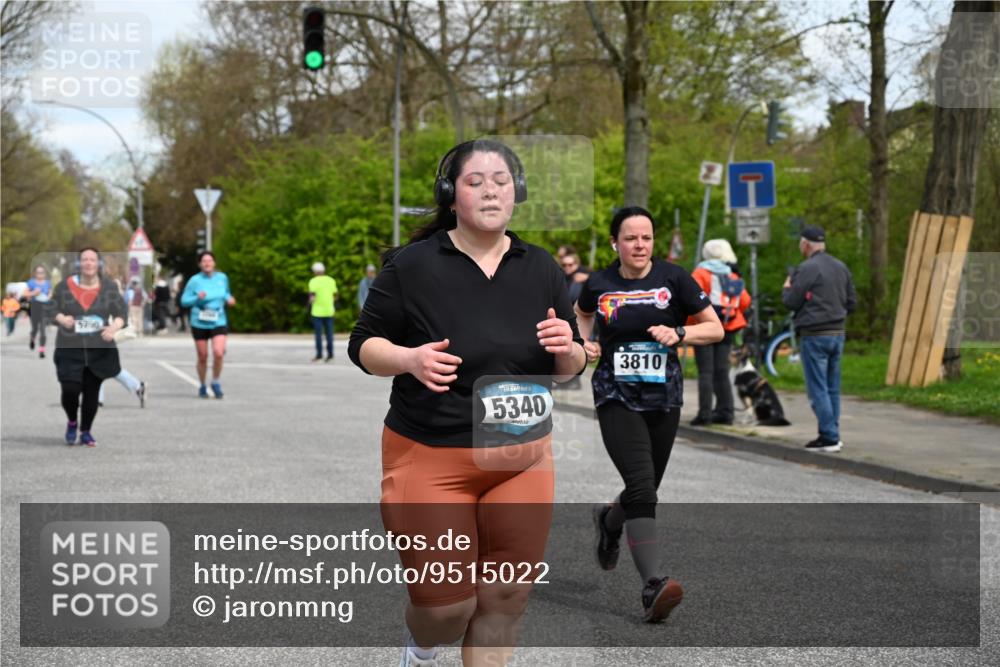 12.04.2026 - 45. Internationalen Wilhelmsburger Insellauf J. Mangold http://msf.ph/oto/9515022 12.04.2026 13:13:17 Ziel 5265, 5266, 4648, 2026, 5457, 4320, 4249, 3033, 2470, 4364, 3942, 5221, 3540, 3933, 3935, 3805, 5158, 5157, 2462, 4533, 5693, 5637, 2080, 5819, 2064, 4923, 4281, 4923, 4281, 3984, 3810, 3268, 2062, 4783, 4178, 4178, 5340, 2999, 5498 meine-sportfotos.de