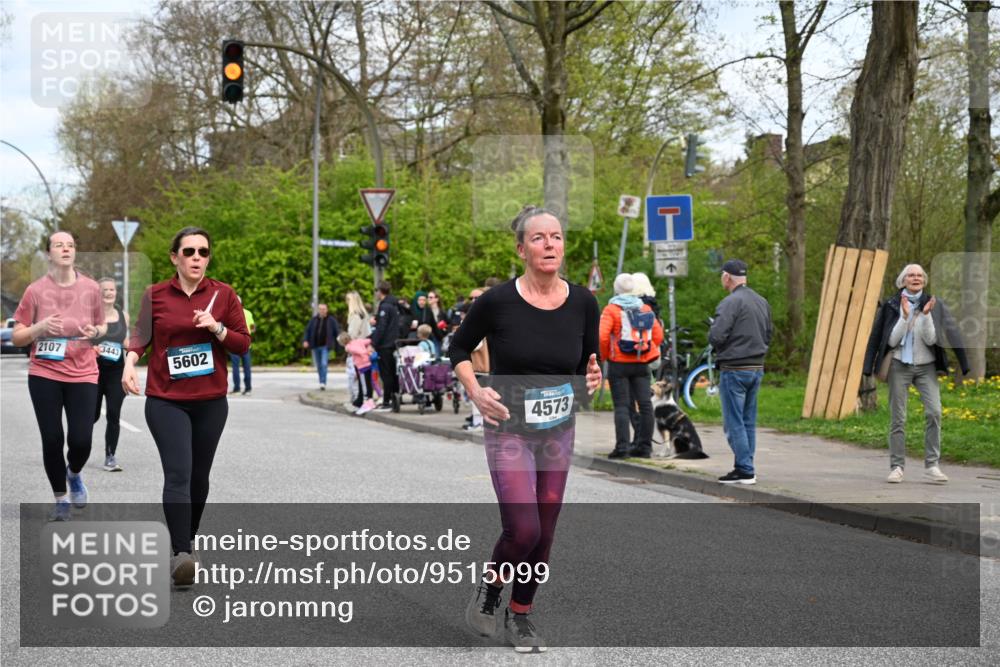 12.04.2026 - 45. Internationalen Wilhelmsburger Insellauf J. Mangold http://msf.ph/oto/9515099 12.04.2026 13:14:07 Ziel 4465, 5350, 5790, 4716, 5318, 5418, 5481, 4228, 4228, 4573, 3360, 3443, 3469, 2107, 4421, 5242, 3425, 5142, 4852, 2430, 5813, 4747, 3773, 5602, 4960 meine-sportfotos.de