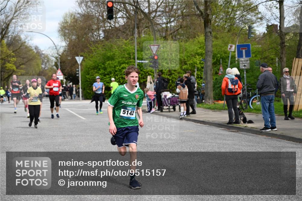 12.04.2026 - 45. Internationalen Wilhelmsburger Insellauf J. Mangold http://msf.ph/oto/9515157 12.04.2026 13:14:23 Ziel 5418, 5481, 4228, 4573, 3360, 3443, 3469, 2107, 4421, 5242, 3425, 5142, 4852, 2430, 5813, 4747, 3773, 5602, 4960, 4418, 5156, 5156, 4111, 3306, 3328, 2772, 5348, 4837, 4838, 4669 meine-sportfotos.de