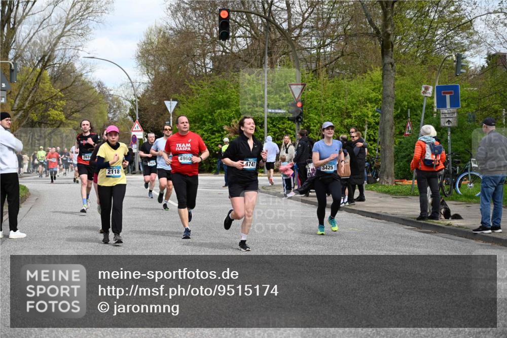 12.04.2026 - 45. Internationalen Wilhelmsburger Insellauf J. Mangold http://msf.ph/oto/9515174 12.04.2026 13:14:26 Ziel 5418, 5481, 4228, 4573, 3360, 3443, 3469, 2107, 4421, 5242, 3425, 5142, 4852, 2430, 5813, 5813, 4747, 3773, 5602, 4960, 4418, 5156, 4111, 3306, 3328, 3306, 3328, 2772, 5348, 4837, 4838, 4669 meine-sportfotos.de