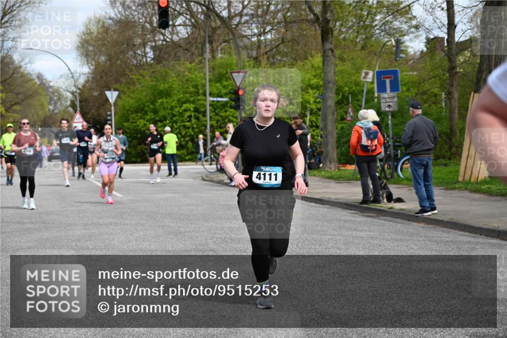 12.04.2026 - 45. Internationalen Wilhelmsburger Insellauf J. Mangold http://msf.ph/oto/9515253 12.04.2026 13:14:37 Ziel 3360, 3443, 3469, 2107, 4421, 5242, 3425, 5142, 4852, 2430, 5813, 4747, 3773, 5602, 4960, 4418, 5156, 4111, 4111, 3306, 3328, 2772, 5348, 4837, 4838, 4669, 2110, 4695, 2815, 2785, 2043, 2118, 5755, 5029, 4662, 4663 meine-sportfotos.de